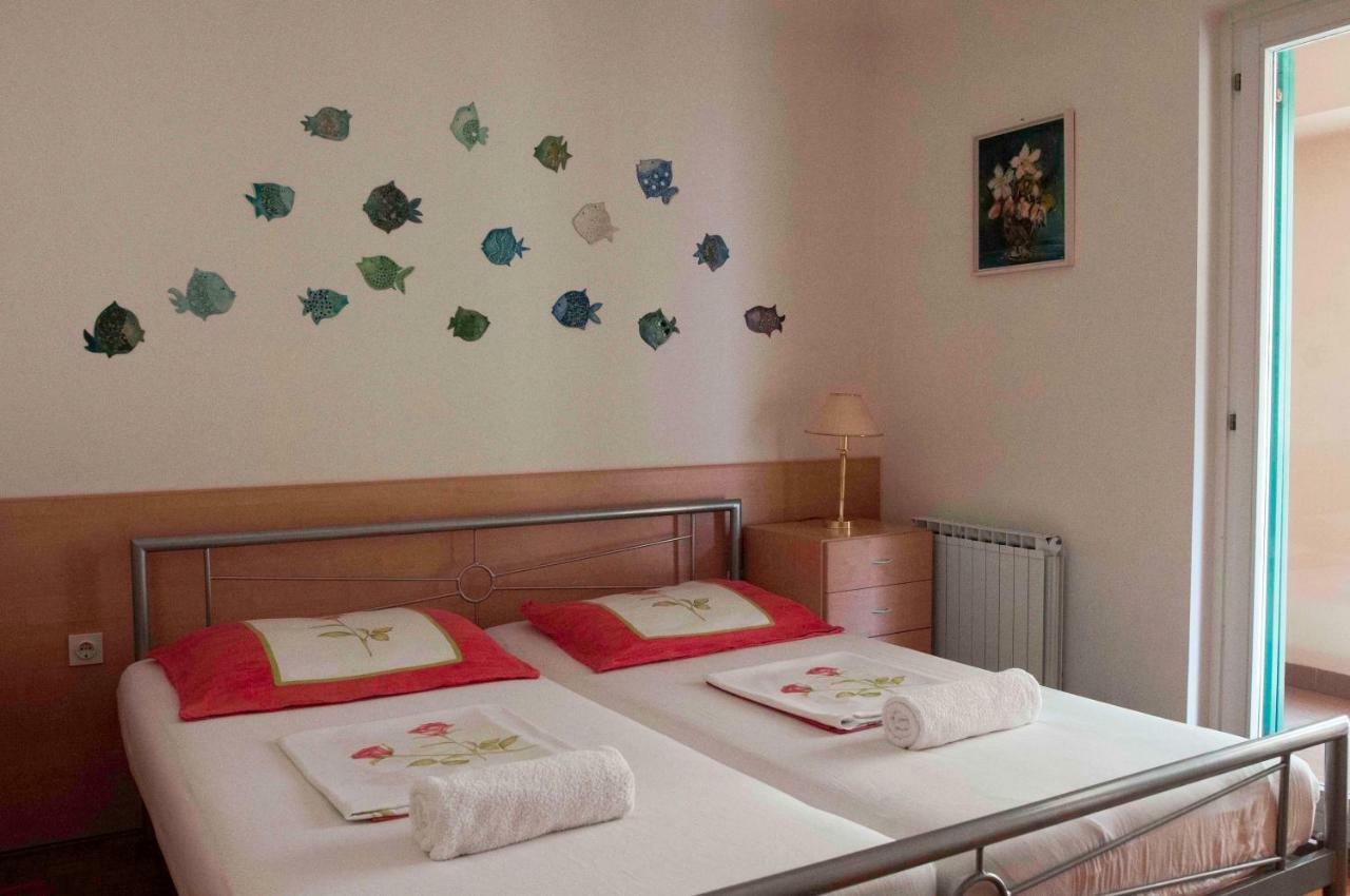 Spacious Balcony Apartment Пиран Екстериор снимка